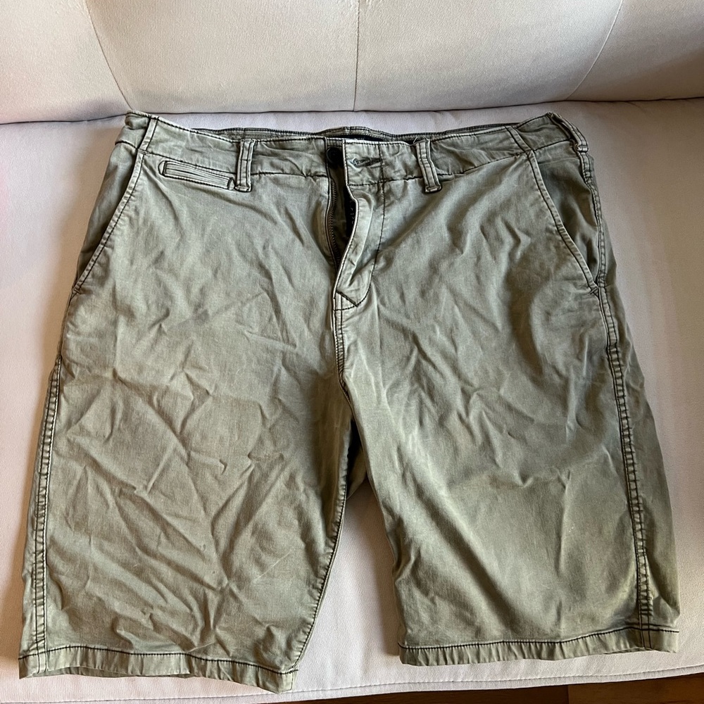 Lucky Brand green cargo shorts